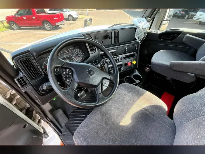 2020 INT LT625 6x4