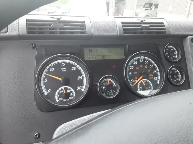 2018 FREIGHTLINER CASCADIA 113