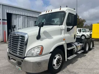 2018 FREIGHTLINER/MERCEDES CASCADIA 125
