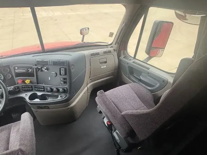2020 Freightliner Cascadia 1254486d4d50c1d2e407f0f19f0b515937e