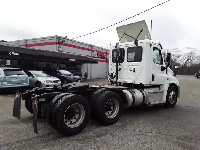 2019 FREIGHTLINER/MERCEDES CASCADIA 125