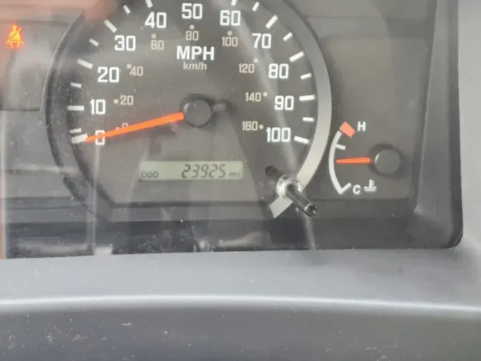 2019 ISUZU NPR