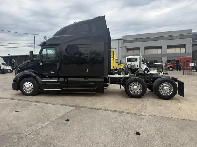 2022 Peterbilt 579
