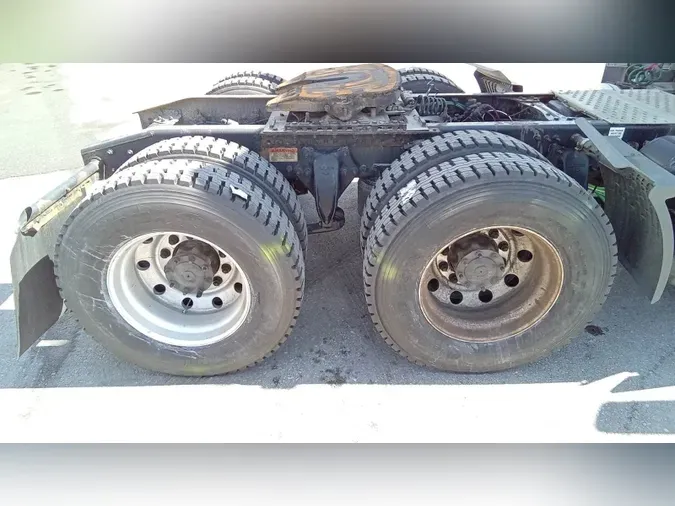 2020 Freightliner Cascadia 126