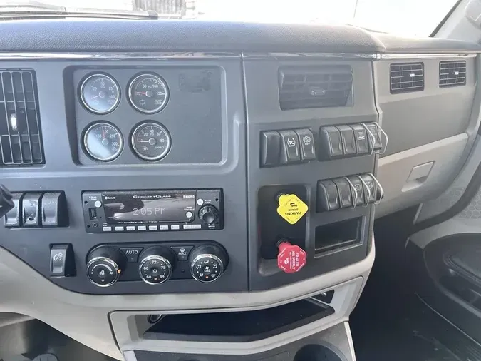 2022 Peterbilt 579