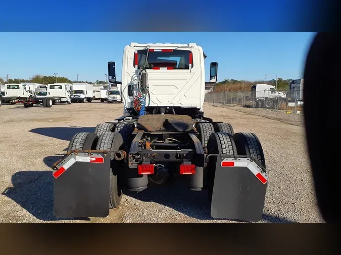2020 NAVISTAR INTERNATIONAL LT625 DAYCAB T/A