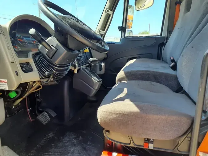 2019 NAVISTAR INTERNATIONAL 4300