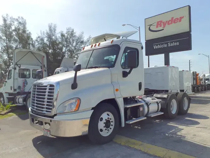 2019 FREIGHTLINER CASCADIA 125449daa51d8cb8ea82dc8230859d6fe78