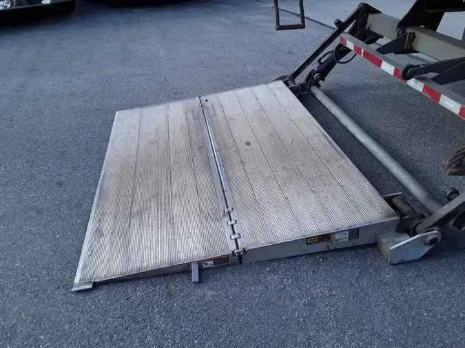 2020 NAVISTAR INTERNATIONAL MV607 (4X2)