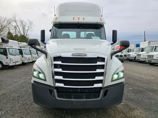 2019 FREIGHTLINER/MERCEDES NEW CASCADIA PX12664