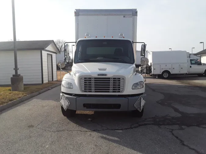 2013 FREIGHTLINER/MERCEDES M2 106