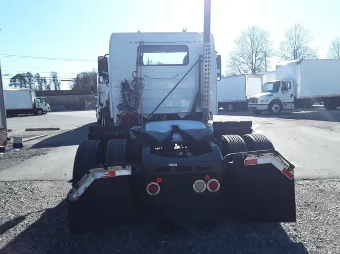 2016 VOLVO VNL42TRACTOR