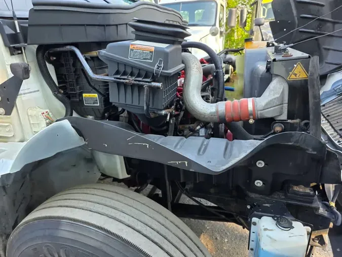 2020 NAVISTAR INTERNATIONAL MV607 (4X2)