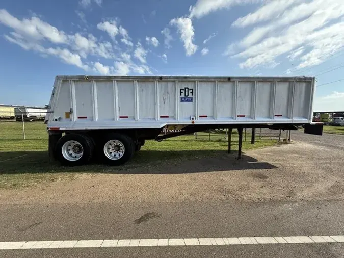 2013 MATE 30 FT END DUMP