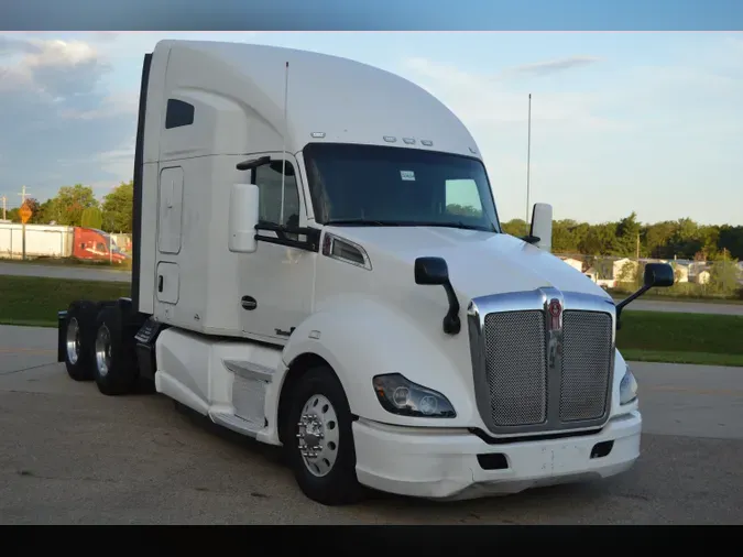 2017 KENWORTH T680