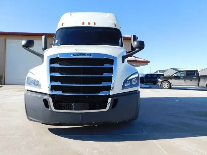 2020 Freightliner Cascadia