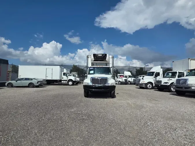 2020 NAVISTAR INTERNATIONAL MV607 (4X2)
