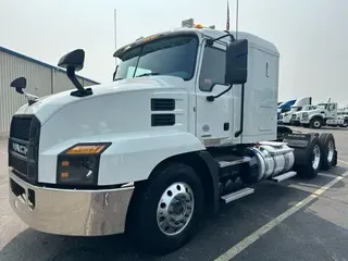 2020 Mack AN64T M742