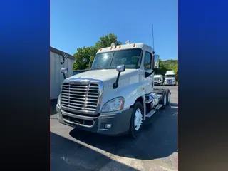 2014 Freightliner CASCADIA 125