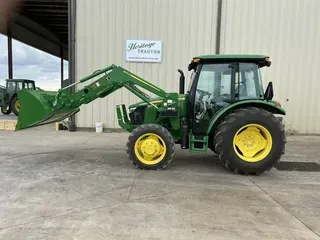 2018 John Deere 5065E