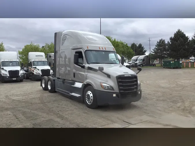 2020 Freightliner Cascadia44c6f99ddba23b8d6911a3755d7e4197
