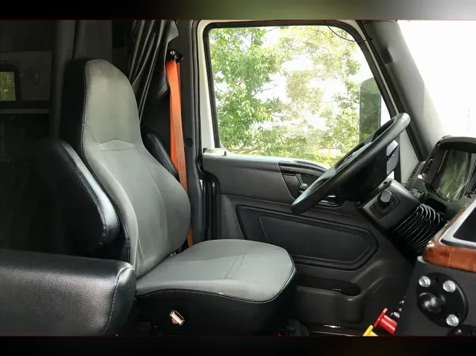 2020 INT LT625 6x4
