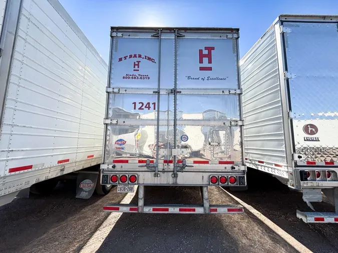 2022 UTILITY VS2RA44cab85714bf10fe4aca57fd0218f324