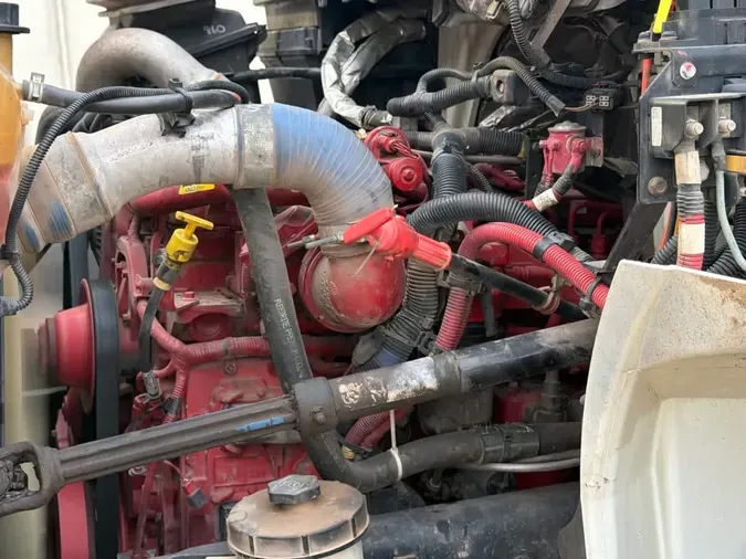 2019 NAVISTAR INTERNATIONAL 4300