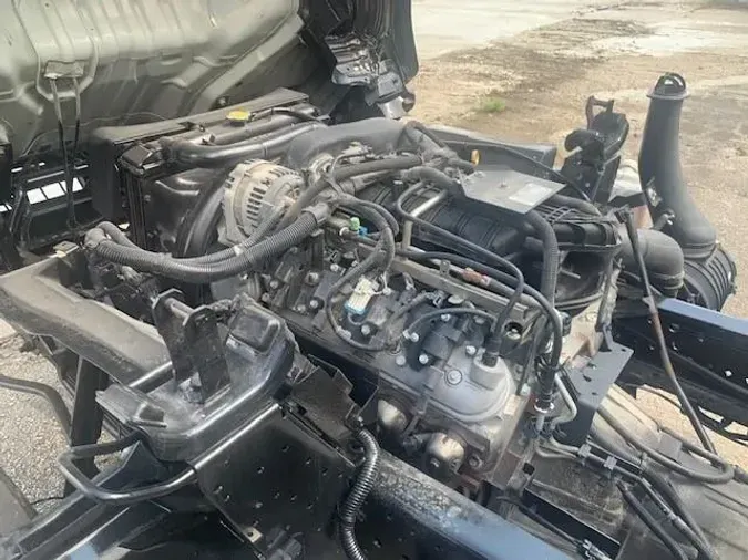 2020 Isuzu NPR-HD