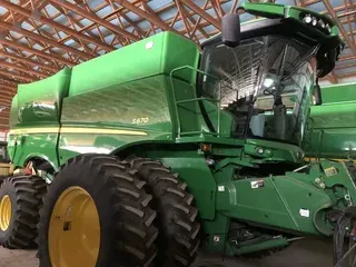 2012 John Deere S670