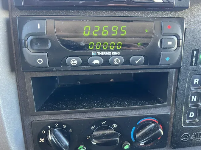 2018 Peterbilt 337