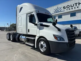 2020 FREIGHTLINER CASCADIA 126