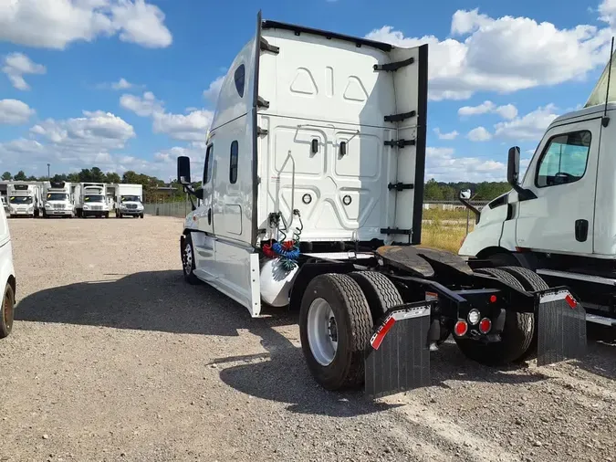 2020 FREIGHTLINER CASCADIA 125