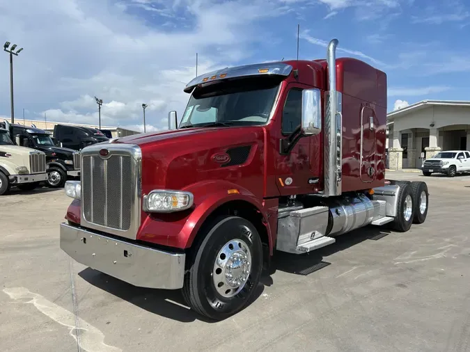 2021 Peterbilt 567