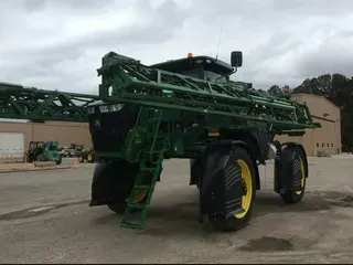2021 John Deere R4044