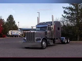 2022 PETERBILT 389