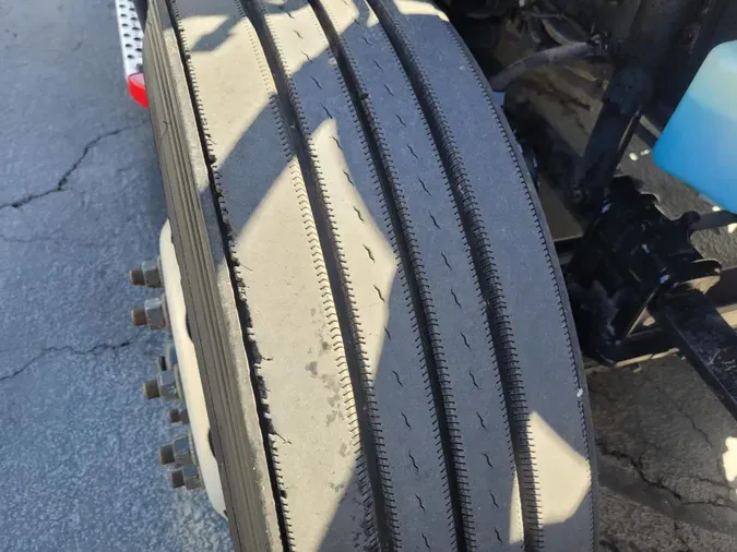 2022 International LT625