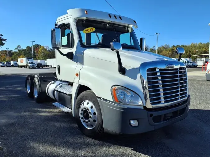 2018 FREIGHTLINER/MERCEDES CASCADIA 125