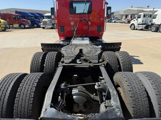 2020 Peterbilt 57944e703a48ab221731ac83f85fc352e93