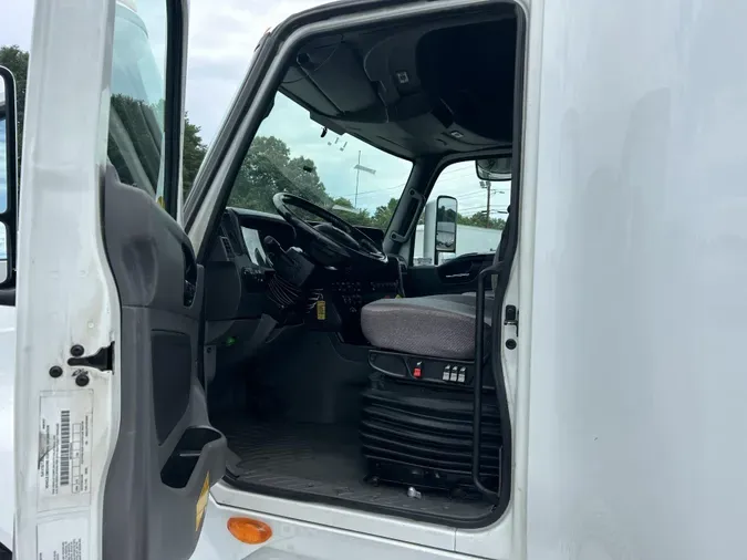 2019 International LT625