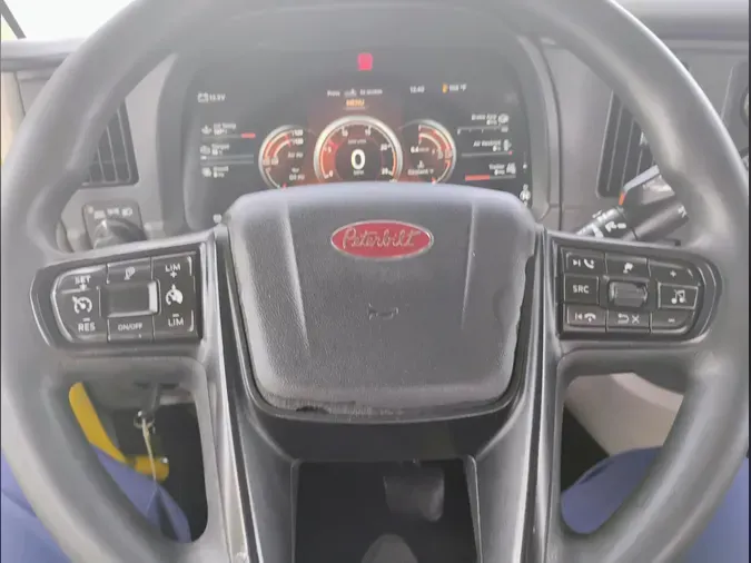 2023 Peterbilt 567