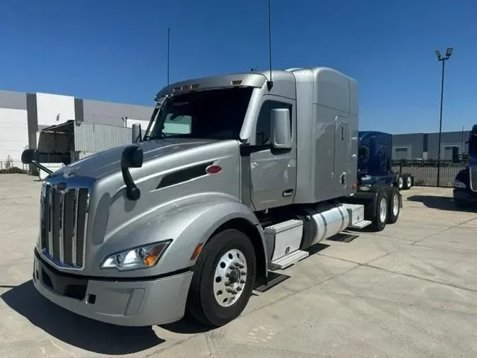 2025 Peterbilt 57944f5212a95cb8c6cb80599f21ef2e1a7