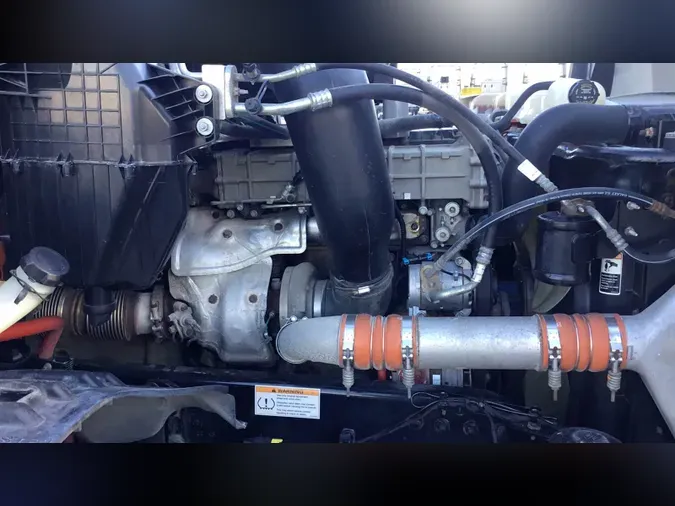 2021 Freightliner Cascadia 126