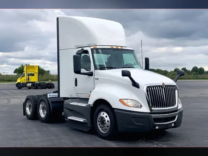 2021 INT LT625 6x444f850bff1b40482bba773ada884cae5