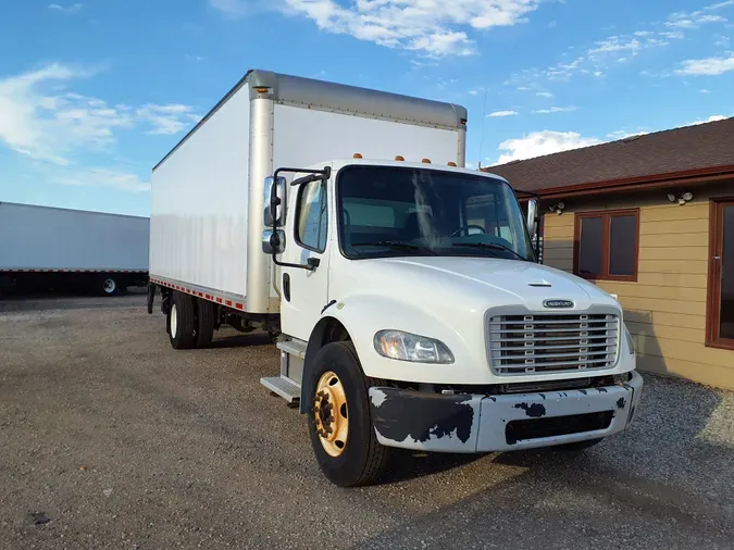 2017 FREIGHTLINER/MERCEDES M2 106