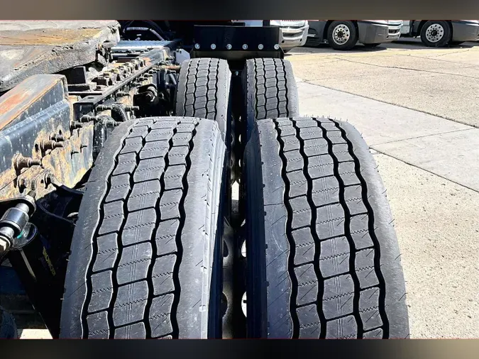 2021 INT LT625 6x444fa6a0b0727e18084b82b8ed1775c84