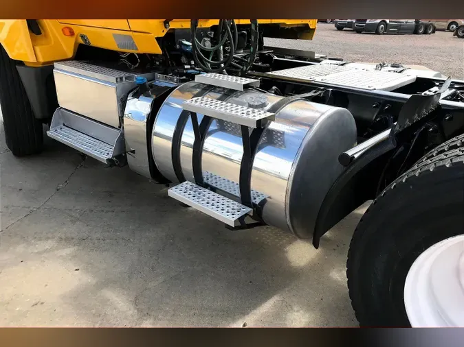 2019 INT LT625 6x4