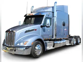 2023 Peterbilt 579