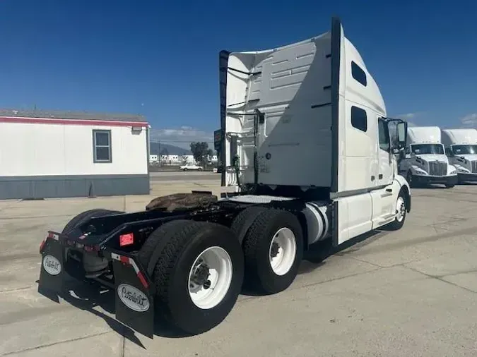 2022 Volvo VNL64T76044fbb69630282fdc10273f513300841f