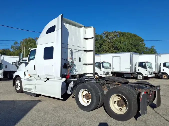 2019 NAVISTAR INTERNATIONAL LT625 SLPR CAB